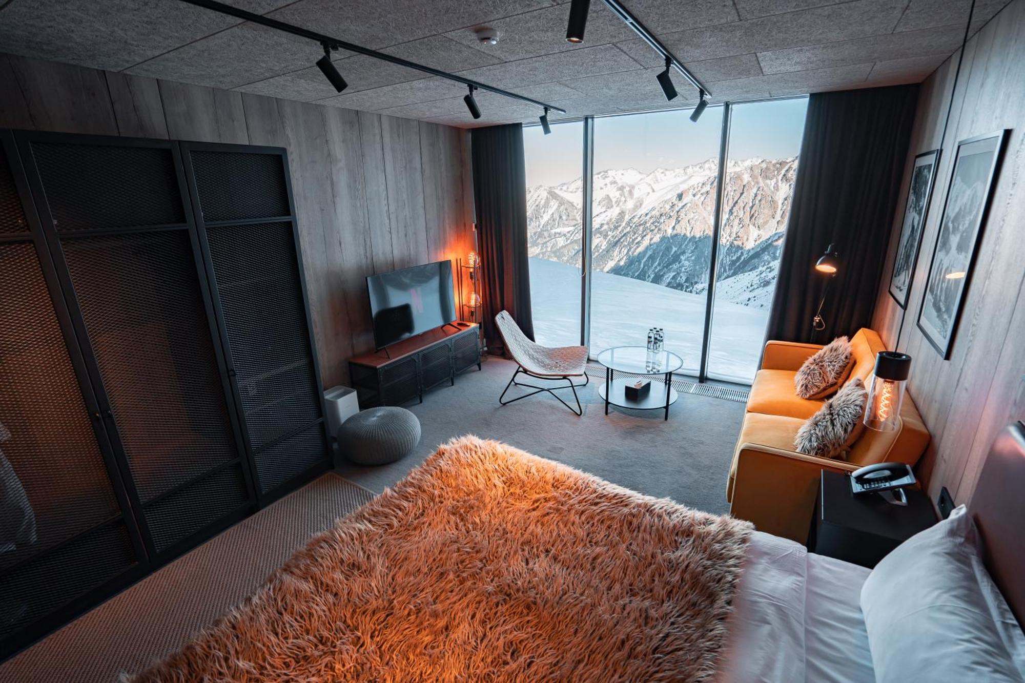 Tenir Eco Hotel, Shymbulak Mountain Resort อัลมาตี ภายนอก รูปภาพ