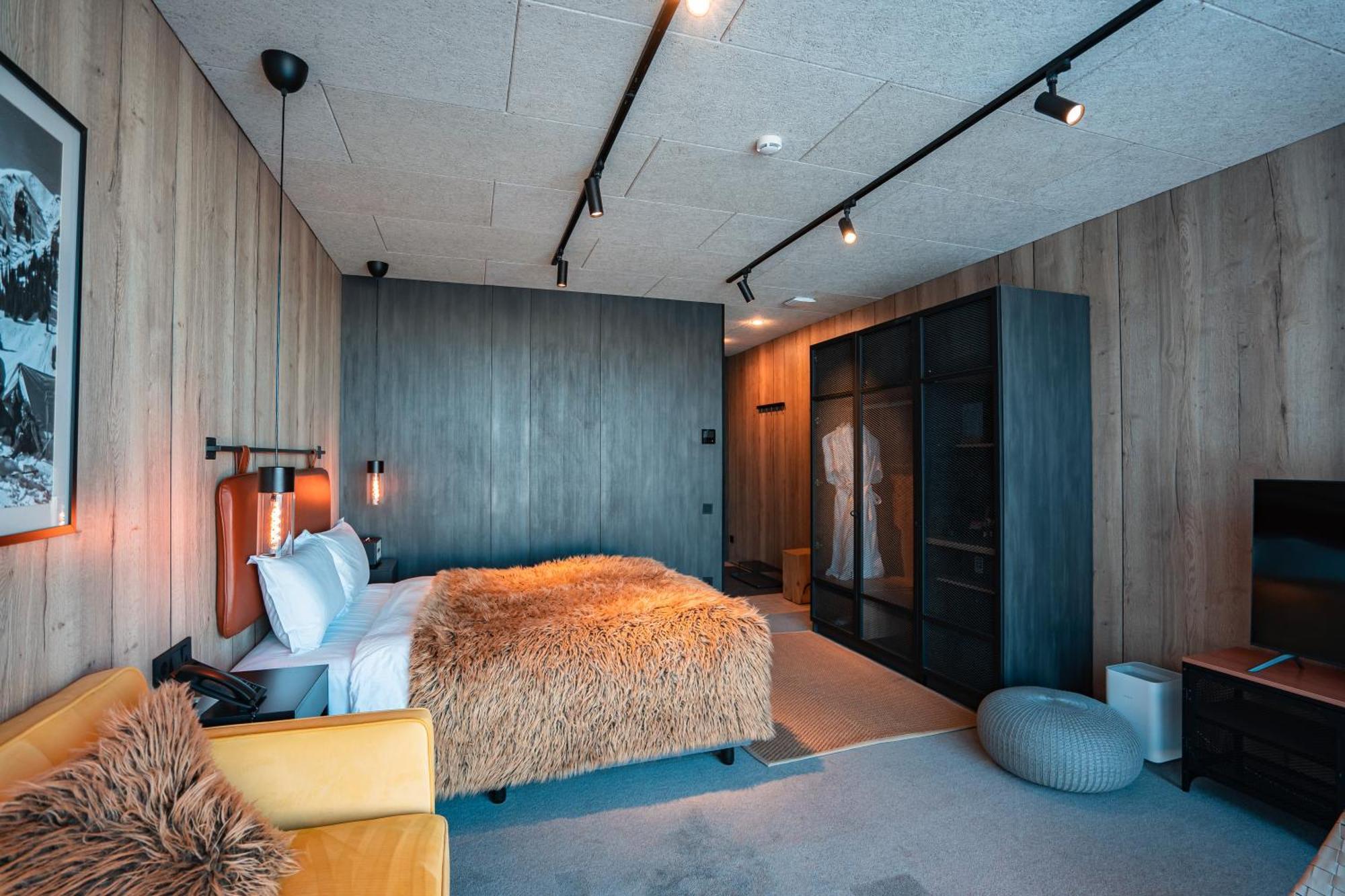 Tenir Eco Hotel, Shymbulak Mountain Resort อัลมาตี ภายนอก รูปภาพ